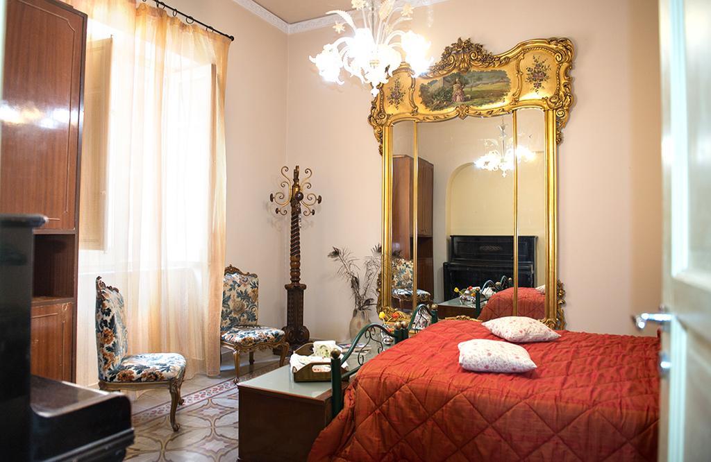 La Casa Di Via Narbone Hotel - Palermo — Photos 2
